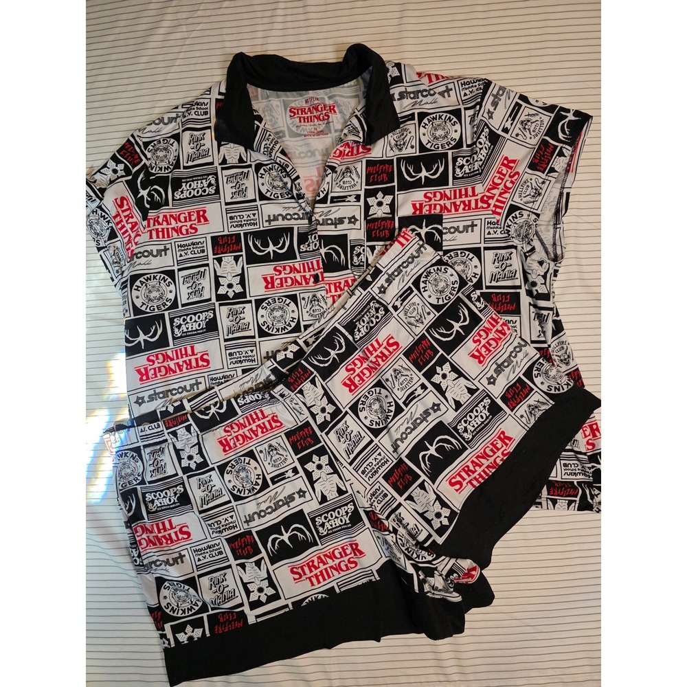1298 Netflix Stranger Things Pajama Set 2X Hellfire Club Scoops Ahoy Sleepwear